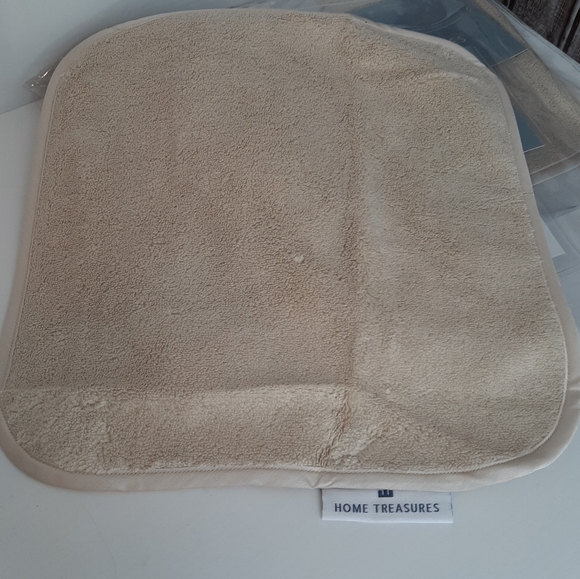 Home Treasures Izmar Face Towels Candlelight (set of 3) - Picture 11 of 13